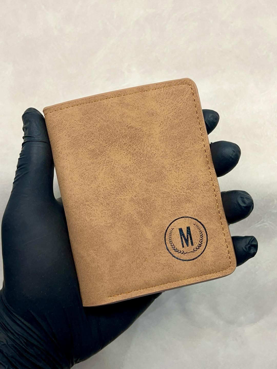 Premium Men’s Leather Wallet – Stylish, Durable & Sleek Design