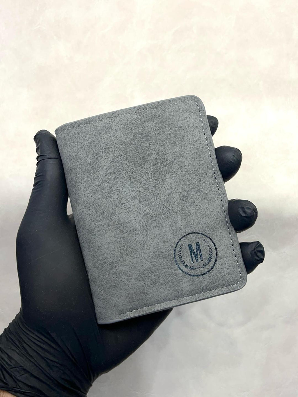 Premium Men’s Leather Wallet – Stylish, Durable & Sleek Design