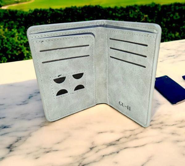 Premium Men’s Leather Wallet – Stylish, Durable & Sleek Design