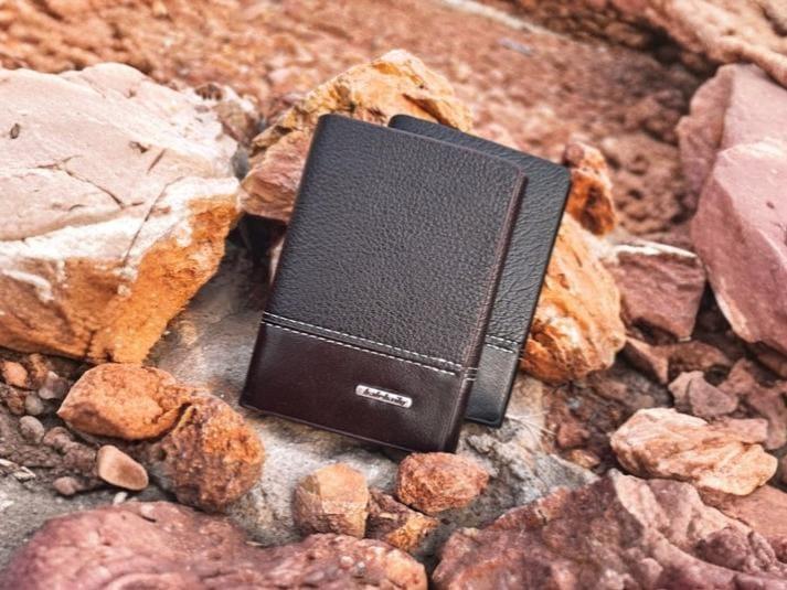 Premium Multicolor Leather Wallet – Stylish & Functional Design